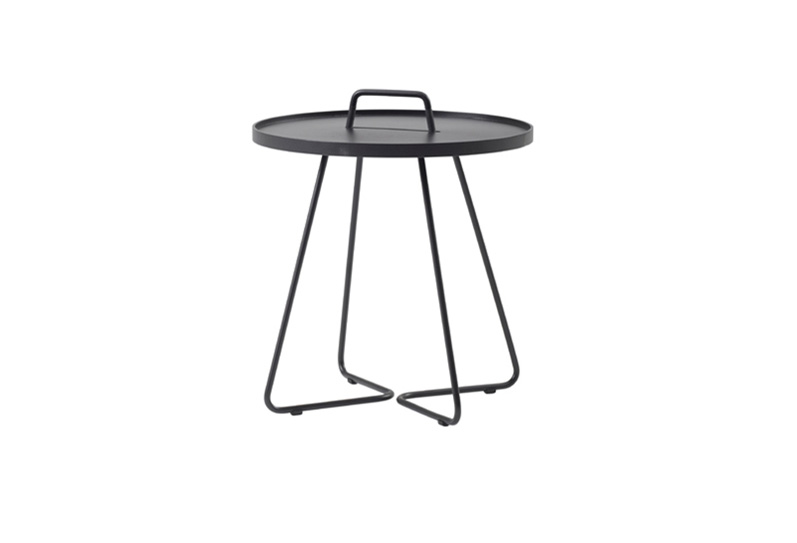 On-The-Move - Caneline Outdoor Tables